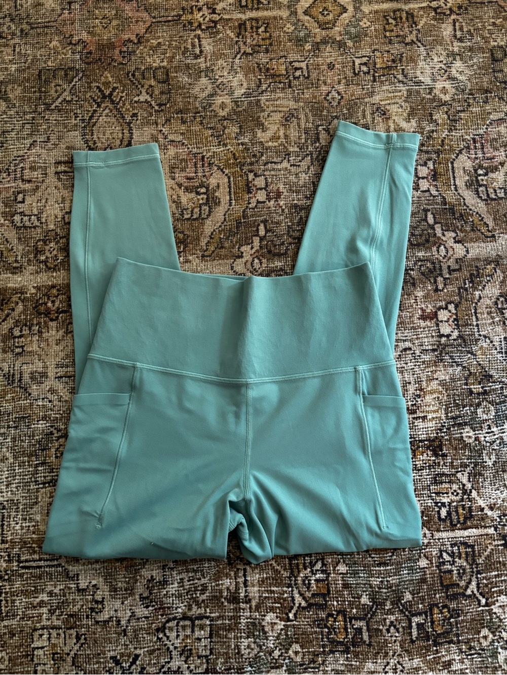Athleta Salutation Stash High Rise Leggings